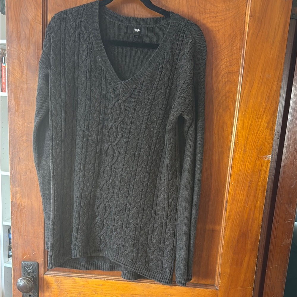 Men's Black Cable Knit Sweater